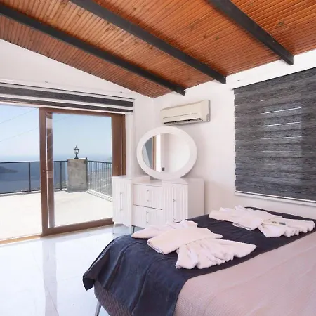 5 Bedroom - 5541 Kalkan