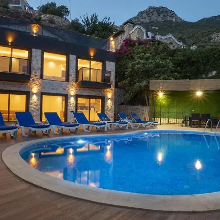 Villa 5 Bedroom - 5541 *