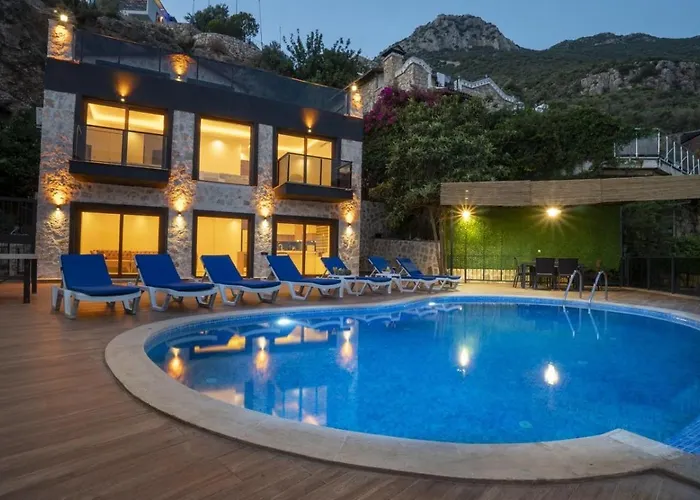 Vila 5 Bedroom - 5541 *