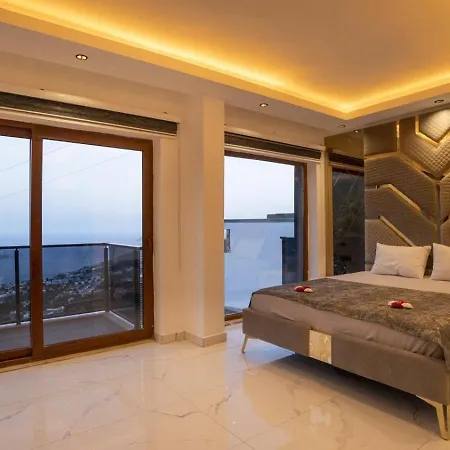 5 Bedroom - 5541 * Καλκάν