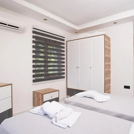 5 Bedroom - 5541 * Καλκάν