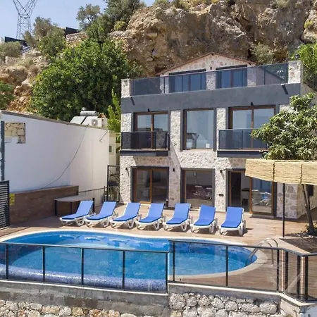 5 Bedroom - 5541 Βίλα