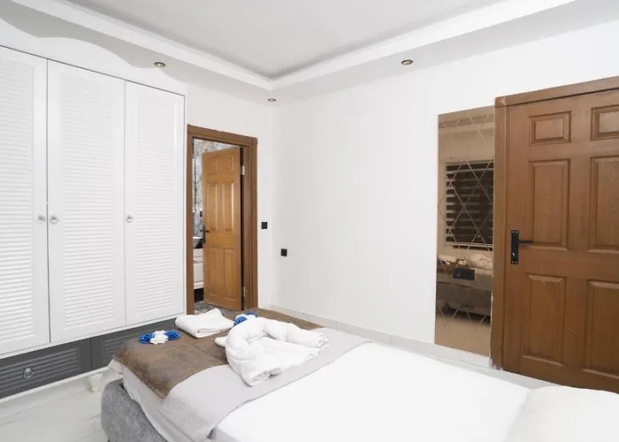 5 Bedroom - 5541 * Калкан