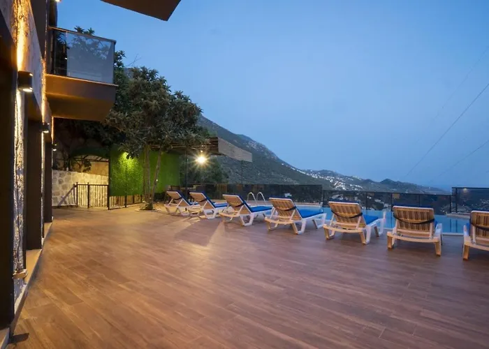 5 Bedroom - 5541 Вилла Калкан