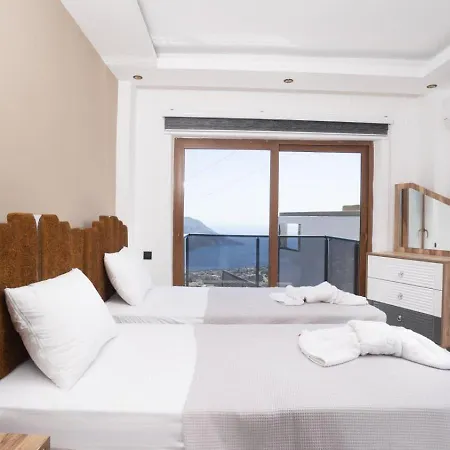 5 Bedroom - 5541